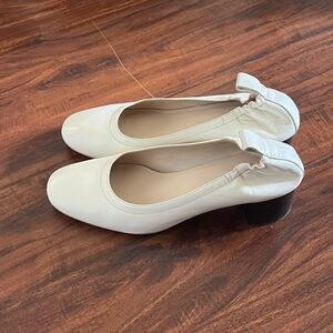 Everlane The Day Heel in Narrow Fit in Bone Stacked